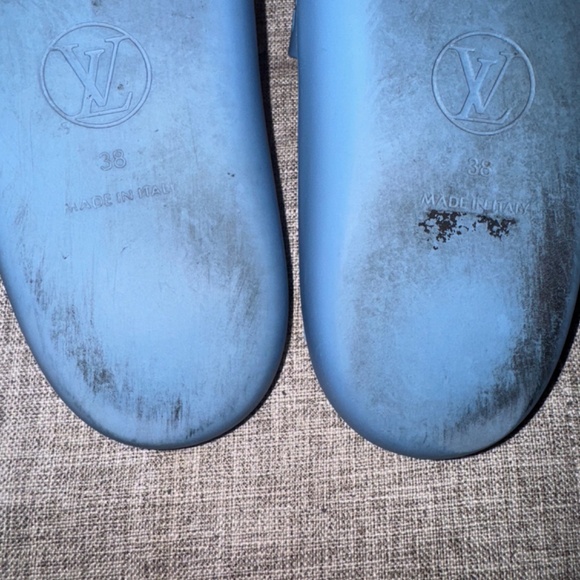 Louis Vuitton slides - Picture 3 of 3